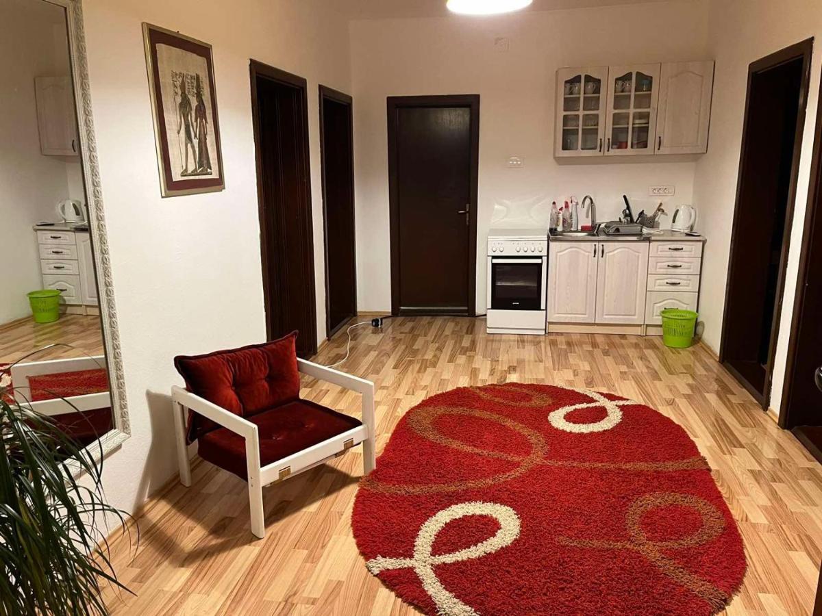 Apartman Na Rijeci Cijevni Lejlighed Podgorica Eksteriør billede